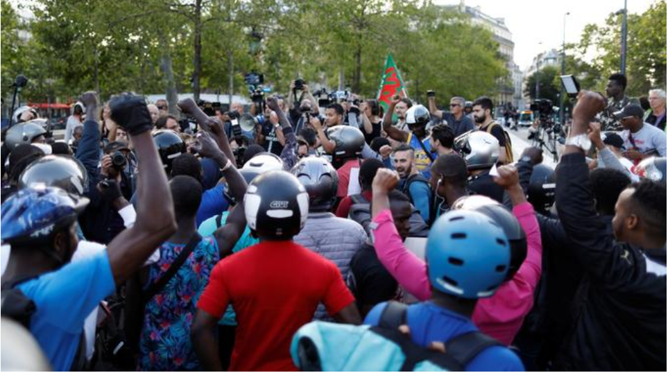 Les protestations continuent chez Deliveroo