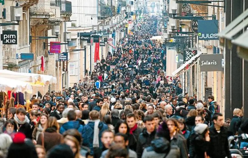 Bordeaux : Les commer&ccedil;ants &laquo; inquiets pour leur perte d'activit&eacute; &raquo; de ces derniers mois.
