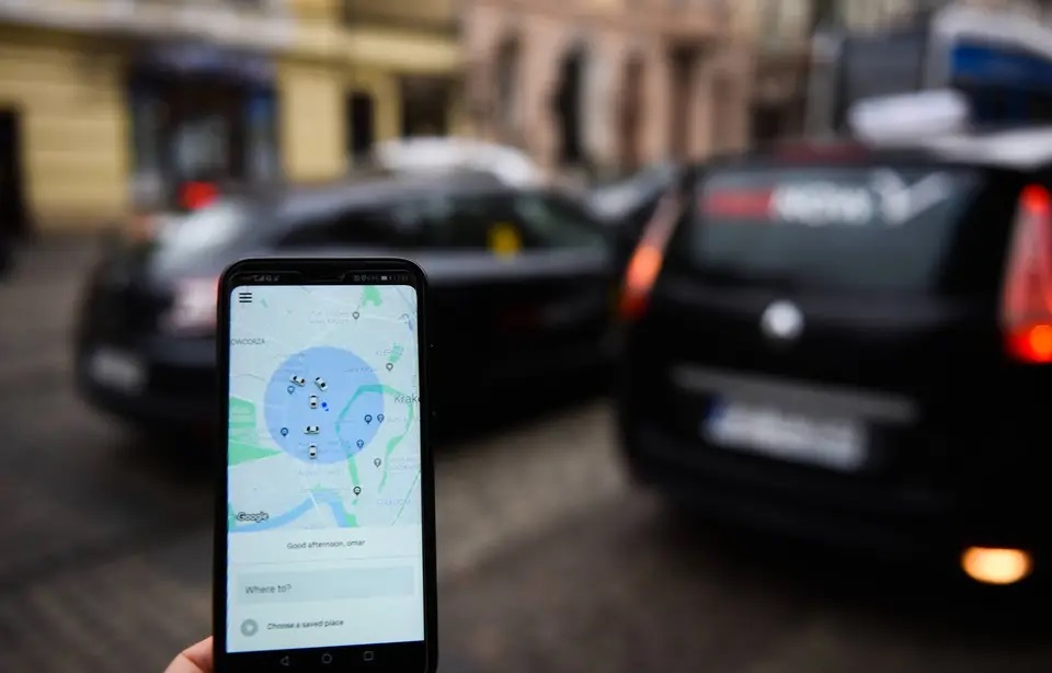 La Cour de cassation reconnaît qu’un chauffeur Uber est bien un salarié !