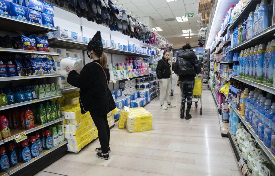 Coronavirus : Comment la grande distribution fait elle face ?