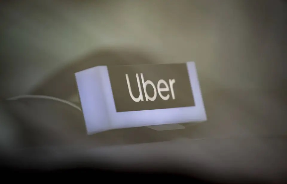 Uber licencie un quart de ses salariés !