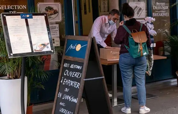 Confinement : Restaurateurs et cafetiers préparent un recours…