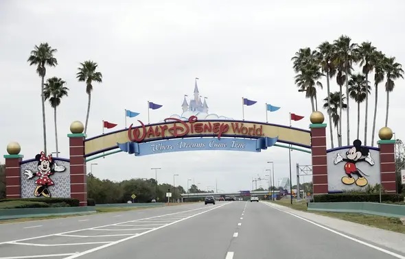 Coronavirus : Disney prévoit de supprimer 32.000 emplois au premier semestre 2021.