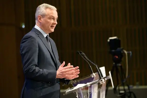 Le gouvernement veut réduire la dépense publique pour rétablir les finances.