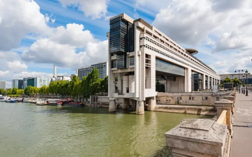 La dette publique française grimpe à 118,2% du PIB à la fin du premier trimestre 2021