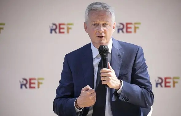 «Le quoi qu'il en coûte c'est fini», déclare Bruno Le Maire.