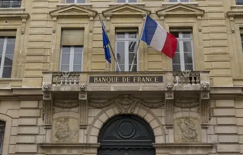 Coronavirus : La Banque de France abaisse très légèrement sa prévision de croissance pour 2022, à 3,6 %
