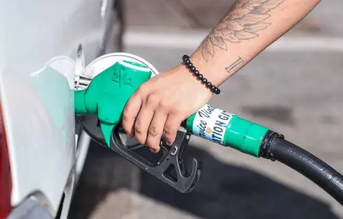 Prix des carburants : remise à la pompe de 15 centimes par litre à partir du 1er avril.