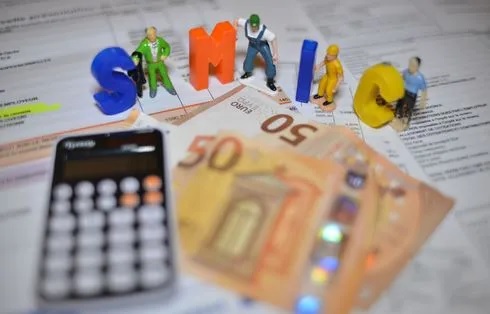 Inflation : Le Smic devrait augmenter d’au moins 1,8 % en janvier, selon un groupe d’experts.