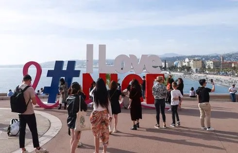 Nice : Le tourisme retrouve des couleurs et se rapproche de son niveau d’avant-crise