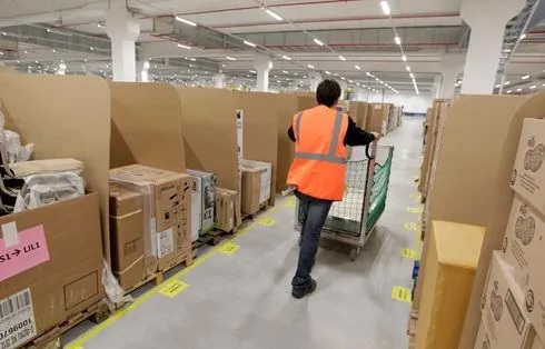 Accord trouvé chez AMAZON France pour une augmentation des salaires de 7,8 % en moyenne