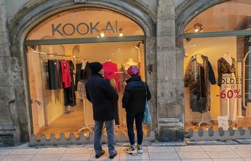 Kookaï en redressement judiciaire : L’enseigne va fermer 20 magasins d’ici fin mai.