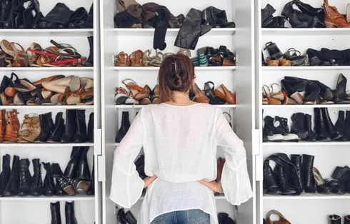 Gaspillage : Chaque français « se débarrasse » de 4 à 5 paires de chaussures chaque année