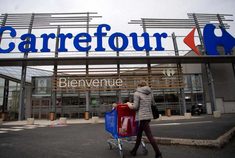 Carrefour prévoit près d’un millier de départs volontaires dans ses sièges en France