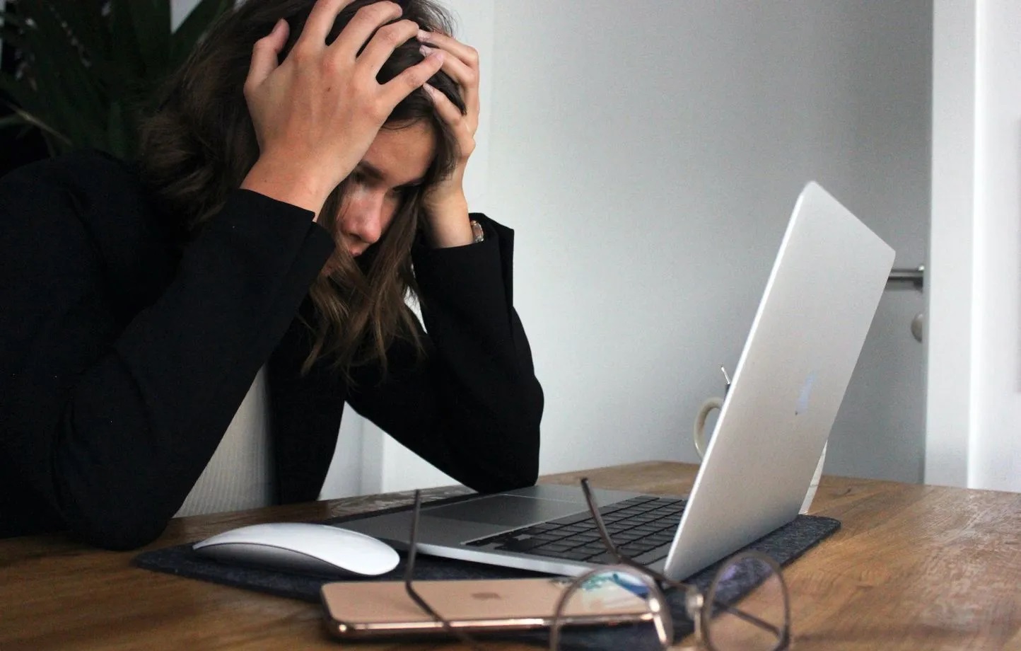 Accueillir les émotions au bureau, la clé pour attirer et fidéliser les salariés ?