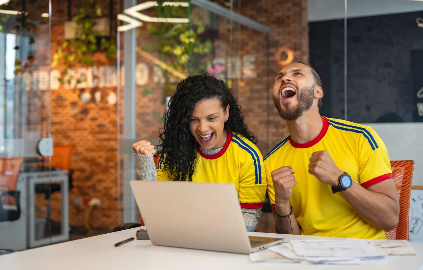 Euro 2024 : Porter un maillot de foot au bureau, est-ce que ça passe ?