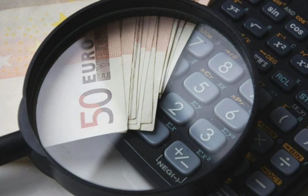 Une baisse de salaire en mai à cause des jours fériés ?