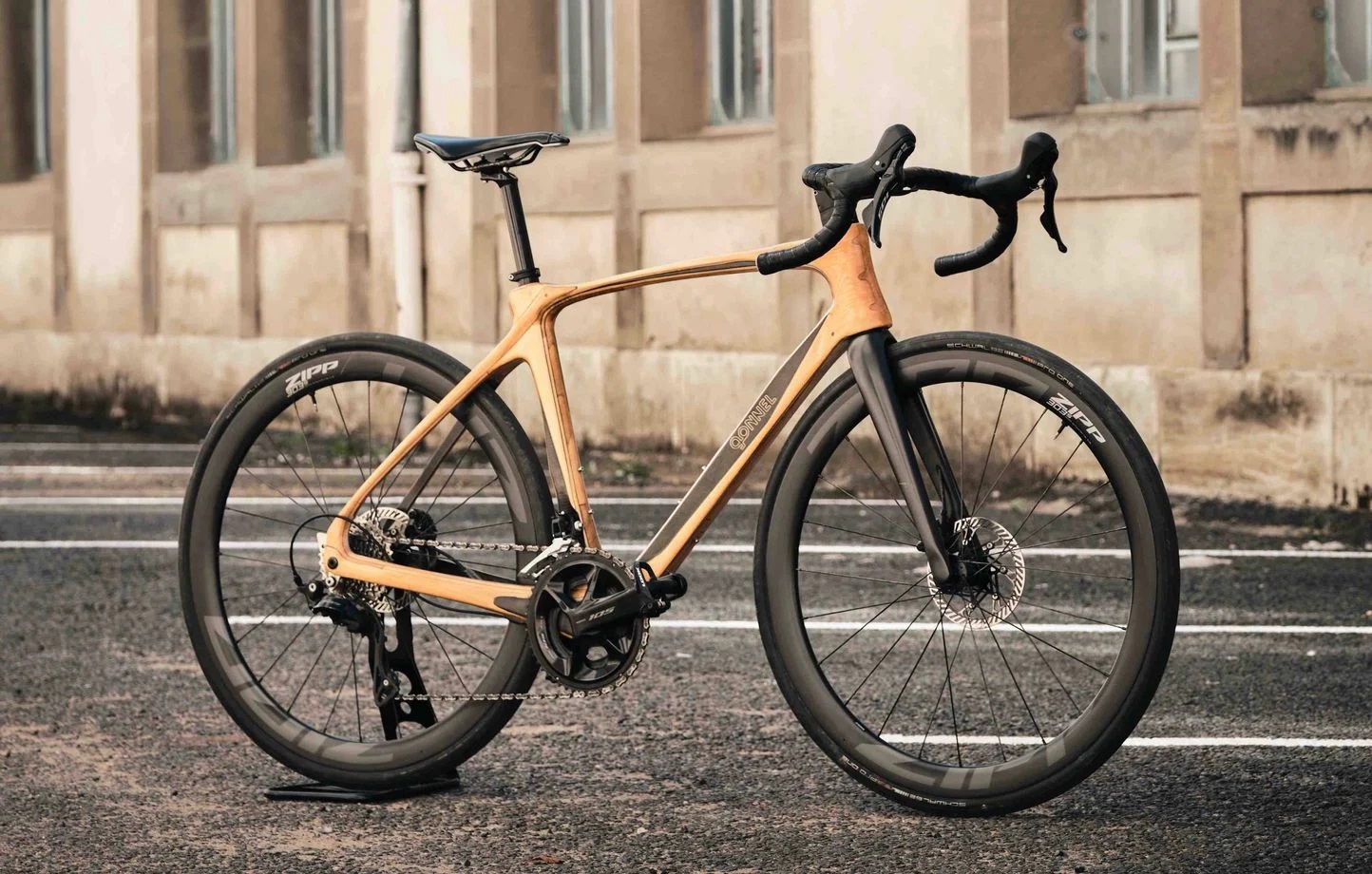 On a découvert les vélos écolos fabriqués en France … en bois !