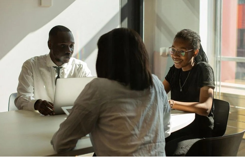 L&rsquo;entretien annuel jug&eacute; &laquo; inutile &raquo; pour pr&egrave;s de la moiti&eacute; des salari&eacute;s.
