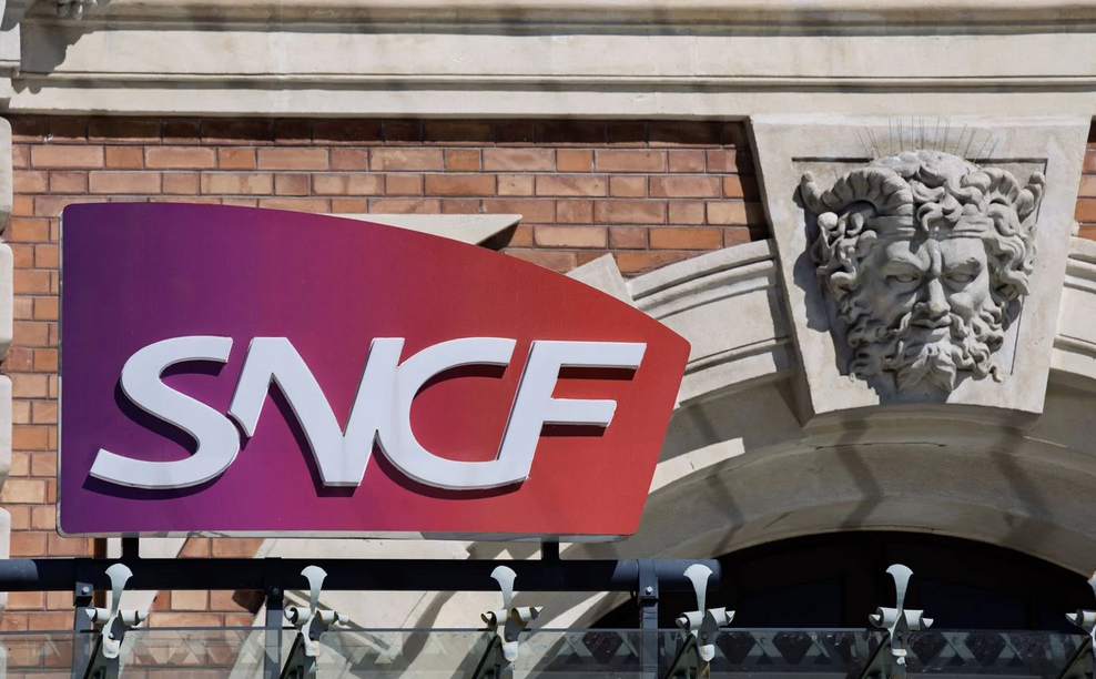 La SNCF propose d&rsquo;augmenter les salaires de 2,56 % (en moyenne) en 2026