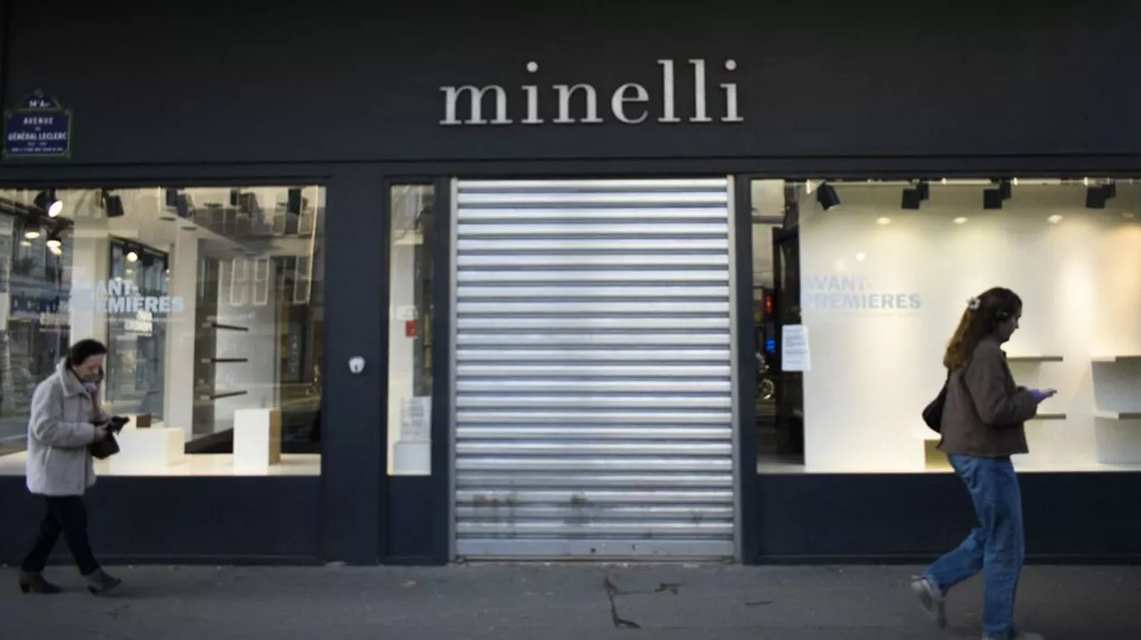 &laquo; Avec le coeur lourd &raquo;, la marque de chaussures Minelli va fermer &laquo; d&eacute;finitivement &raquo; le 30 mai