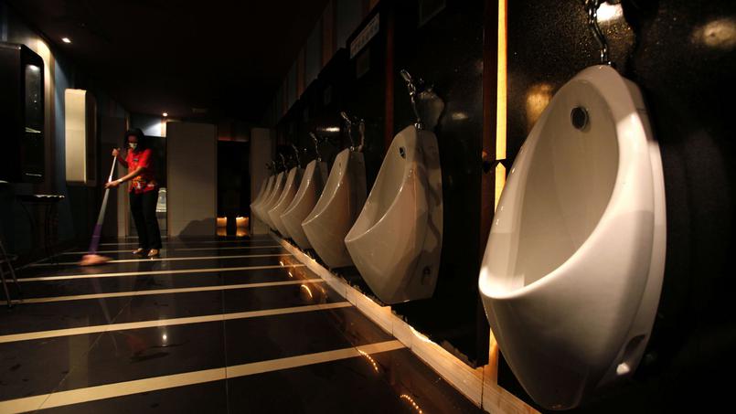 La société, qui obligeait ses salariés à envoyer un mail pour aller aux toilettes, fait machine arrière