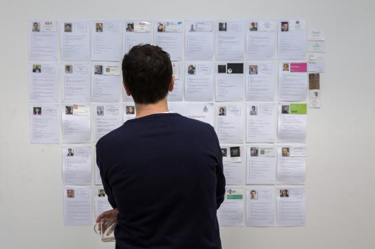 Recrutement : le CV anonyme a été enterré en silence