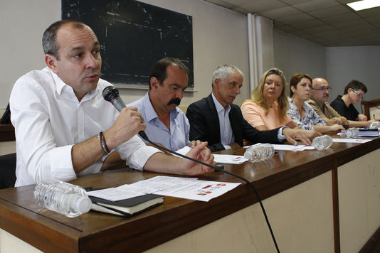 Syndicalisme : la CFDT détrône la CGT de la première place