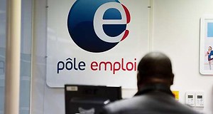 Emploi  : la baisse du nombre des licenciements économiques se poursuit.