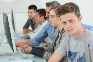 Les missions locales, premier réseau d’accompagnement des jeunes vers l’emploi.