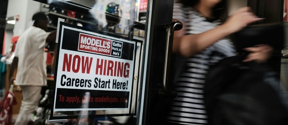 USA: remontée du chômage en juin mais embauches solides et salaires contenus.